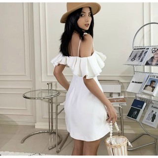 ĐẦM BÈO NGỰC TRỄ VAI