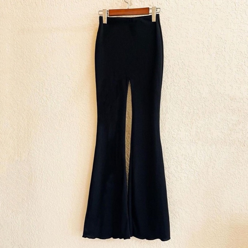 Set áo + quần loe Kendall Set