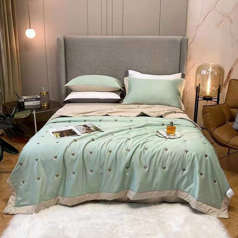 Chăn hè cotton lụa thêu tim cao cấp mềm mịn, 2mx2m2