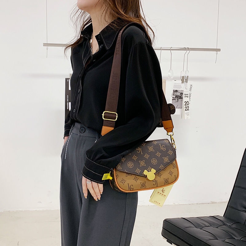 Túi Đeo Chéo Phong Cách Thời Trang Mới Dành Cho Mẹ Và Bé 2022