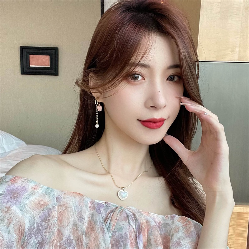 Bông Tai Mạ Bạc 925 Hình Hoa Tulip Đính Ngọc Trai Thời Trang Hàn Quốc