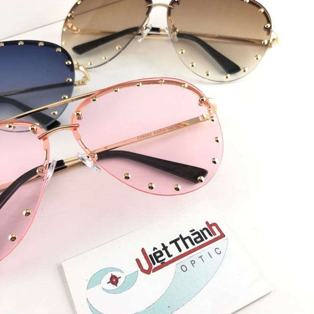 Kính phi công đinh tán