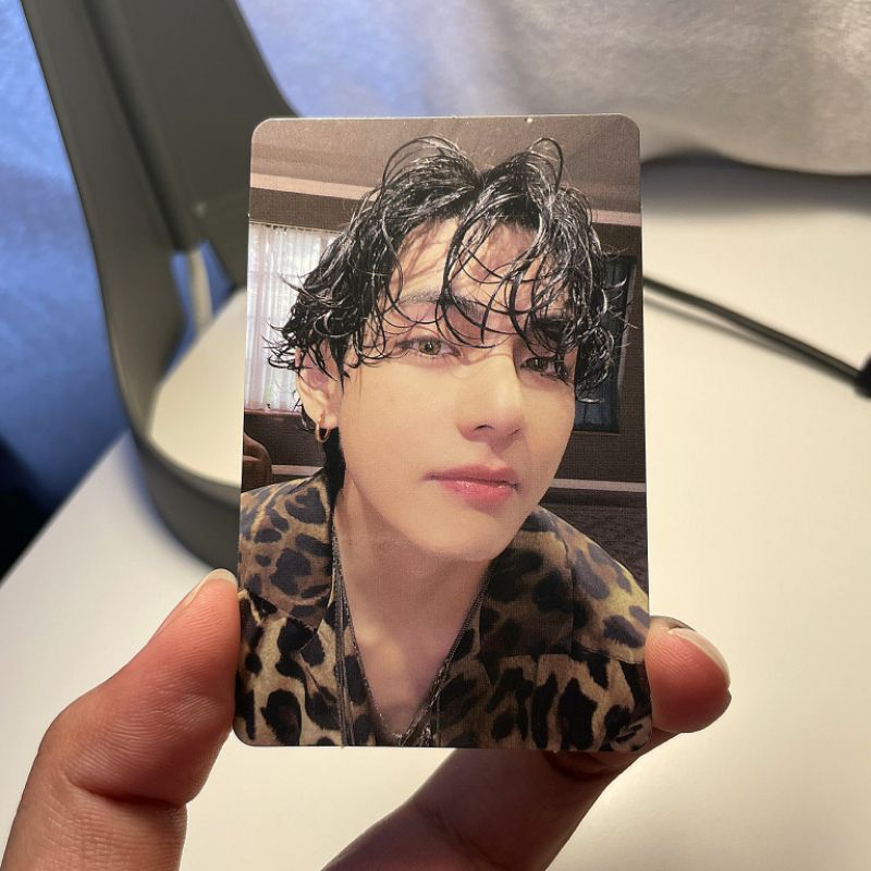 Card Bo Góc Taehyung Memories 2022 Bluray