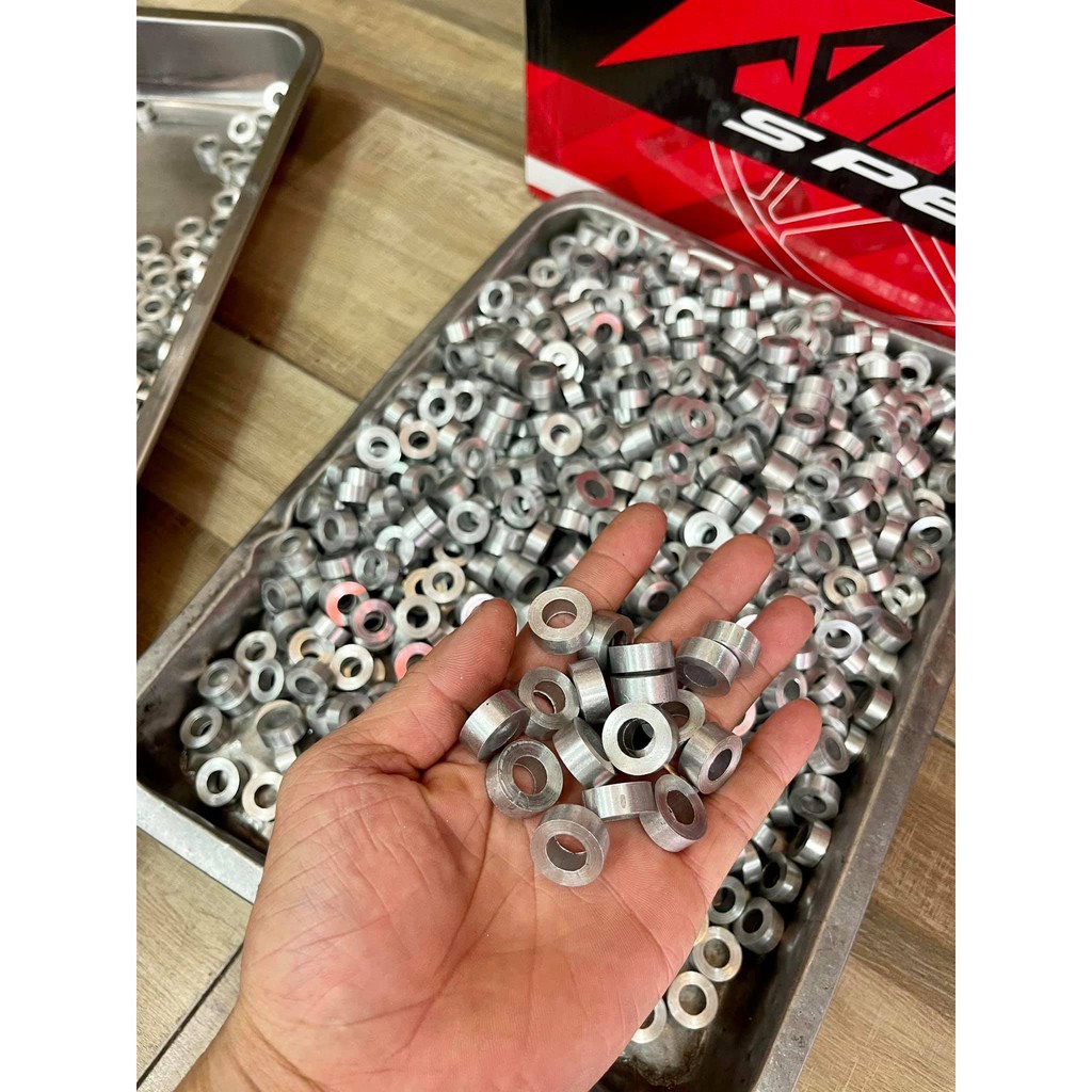 Khâu chêm chân kính chêm Pát heo dầu hoặc đĩa. Độ dày từ 3li đến 10li - Lỗ trong 8li, 10li
