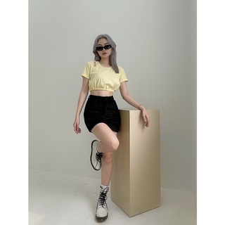 Áo croptop thun bo eo vàng Julie BLMDE