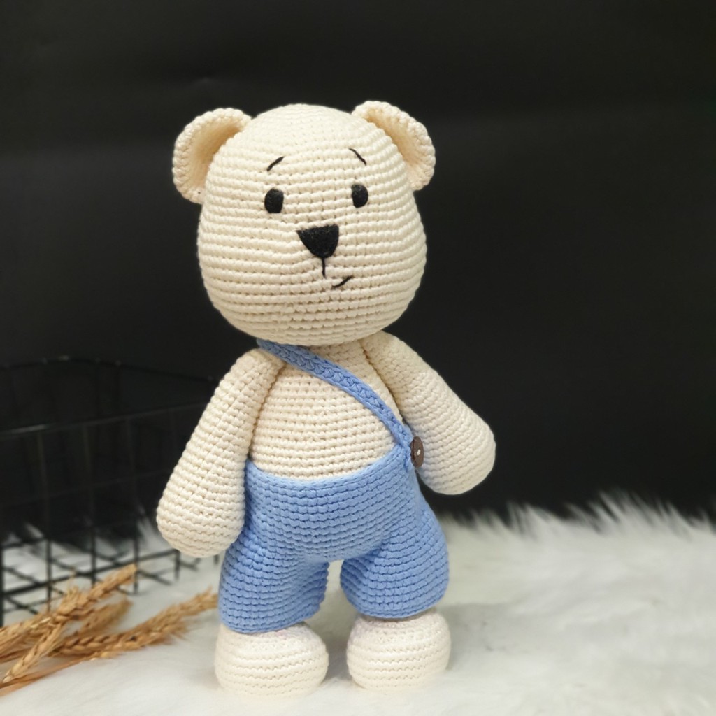 Gấu bông handmade - Gấu bông dễ thương quà tặng độc đáo cho bé yêu - Gấu quần yếm lệch handmade - SP000036