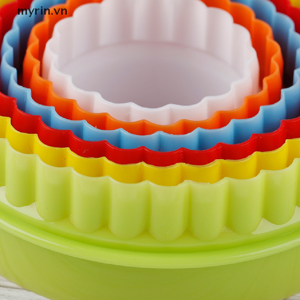 Set 6 Dụng Cụ Cắt Bột Làm Bánh Hình Tròn / Bông Hoa