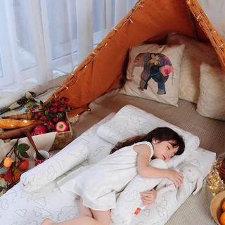 Gối ôm, chặn trẻ sơ sinh Petit Soleil