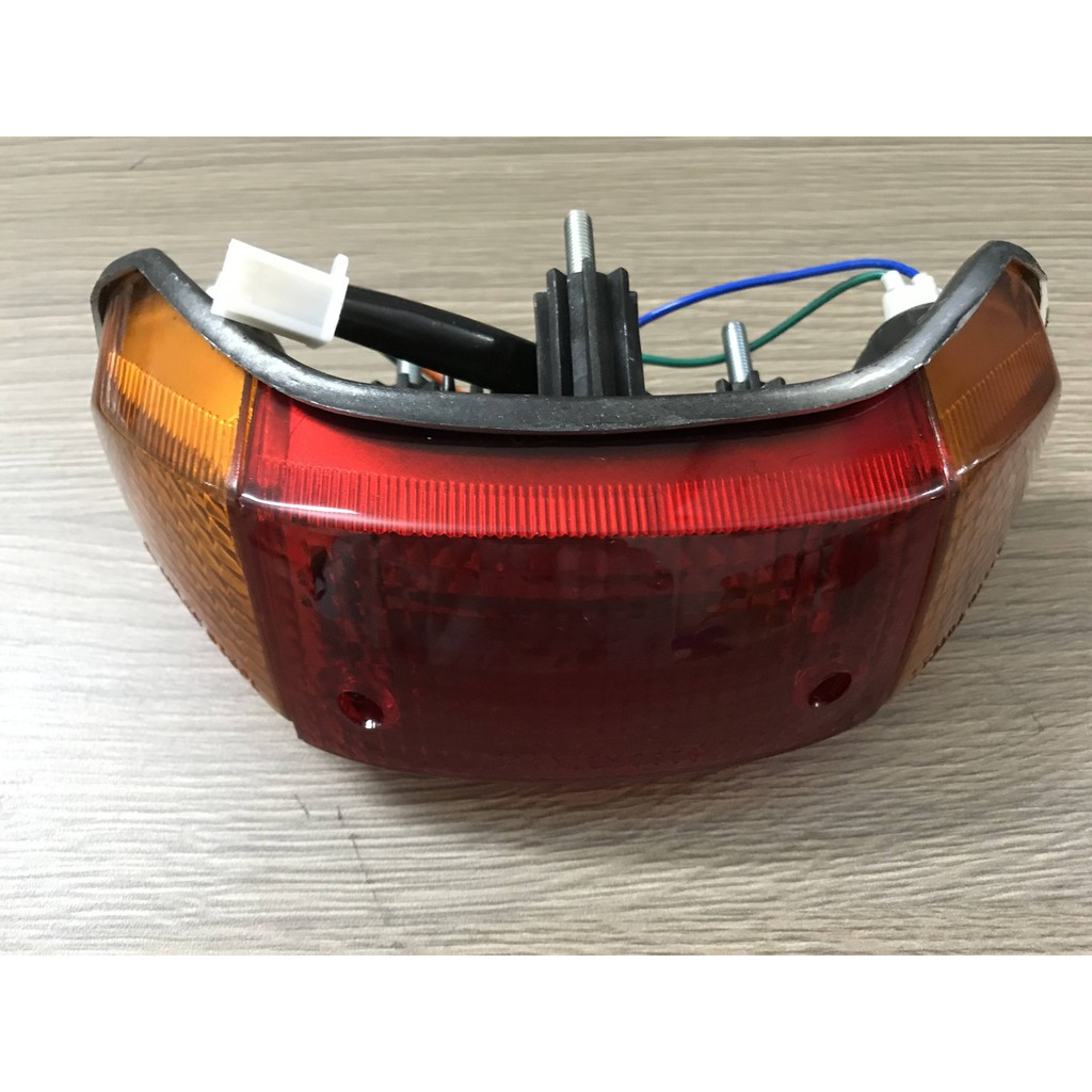 Đèn hậu Dream lùn + đuôi bóng