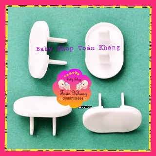 Nút bịt ổ điện 2 chân an toàn cho trẻ nhỏ