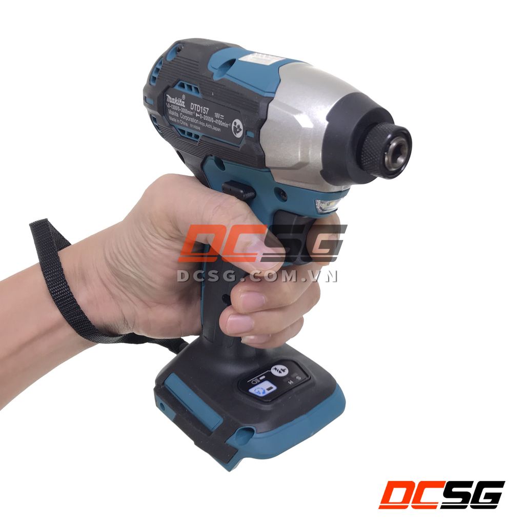 Máy vặn vít dùng pin 18V Makita DTD157Z (thân máy) | DCSG