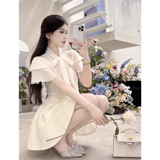 SET ÁO SƠ MI THẮT NƠ TAY TIÊN + CHÂN VÁY KEM