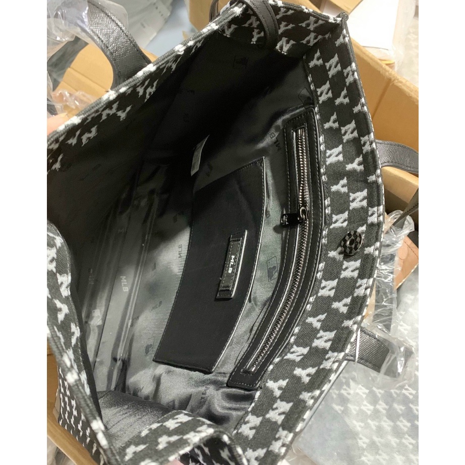 túi tote mlb siêu hot kèm ví nhỏ size 36*38*8cm màu đen