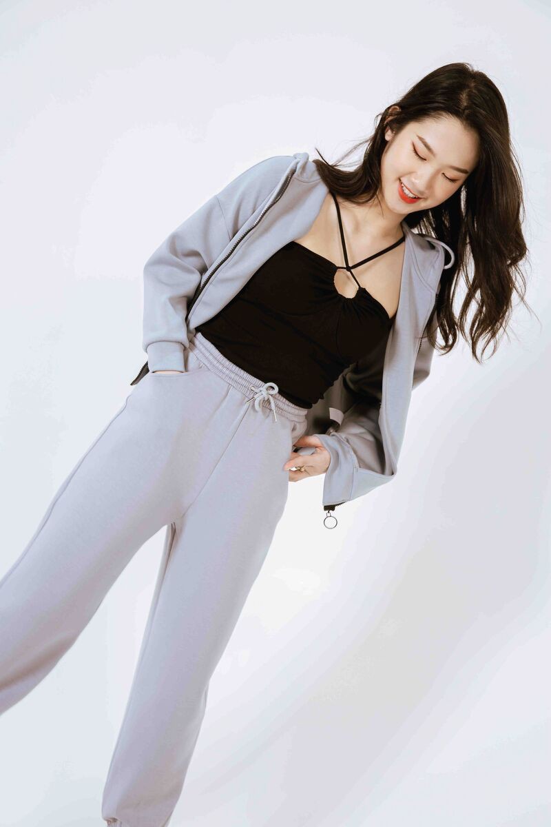 [Mã WABRWA8 giảm 15% đơn 99k] CCHAT Áo thun cổ buộc dây | BigBuy360 - bigbuy360.vn