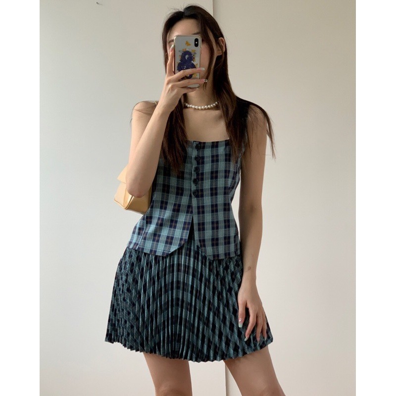 Set áo và chân váy xếp li | BigBuy360 - bigbuy360.vn