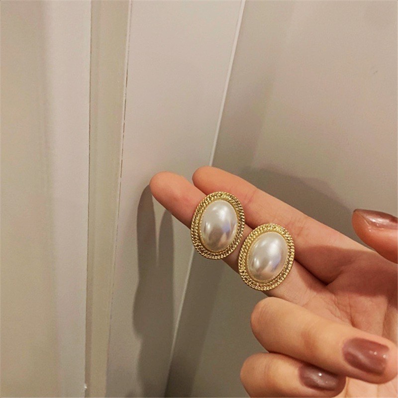Khuyên tai nữ cá tính hạt ngọc nhân tạo bản to dành cho nữ phong cách Hàn Quốc