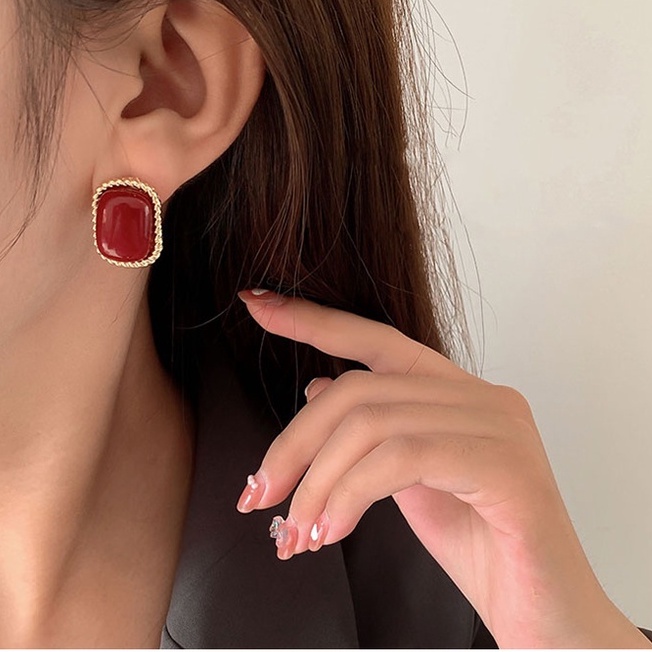 Khuyên Tai Đính Ngọc Trai Phong Cách Hàn Quốc Thời Trang