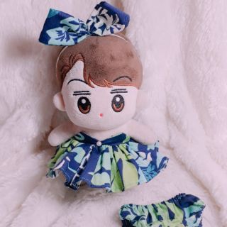 Outfit cho doll 20cm. Đầm cúp ngực