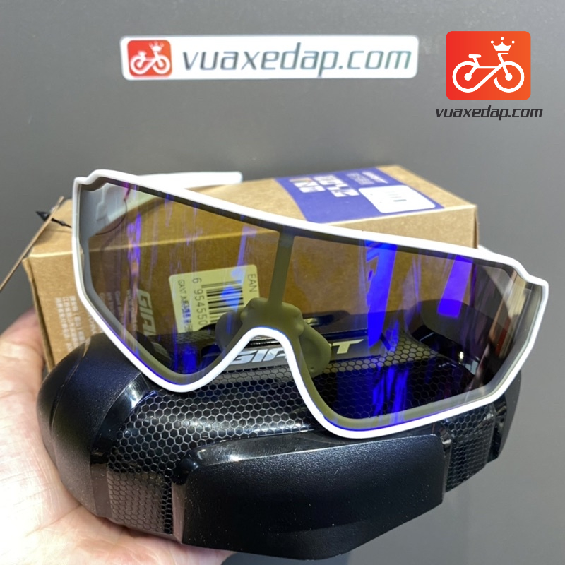 Kính đạp xe Giant JN trắng