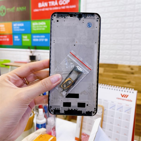 Bộ vỏ Vivo V9