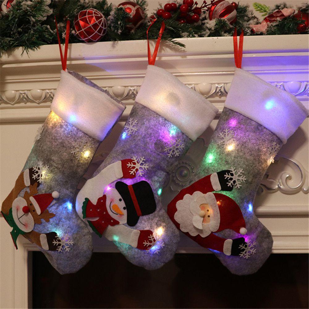Tất Treo Trang Trí Cây Thông Noel