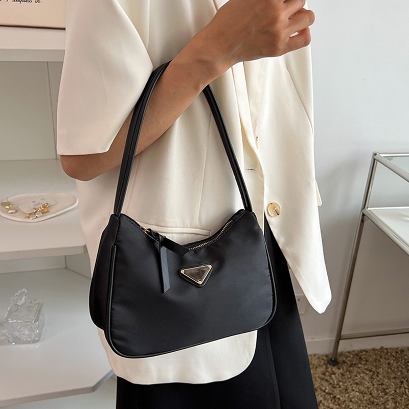 Túi Đeo Vai Dễ Phối Đồ Phong Cách Thể Thao Thời Trang Cho Nữ