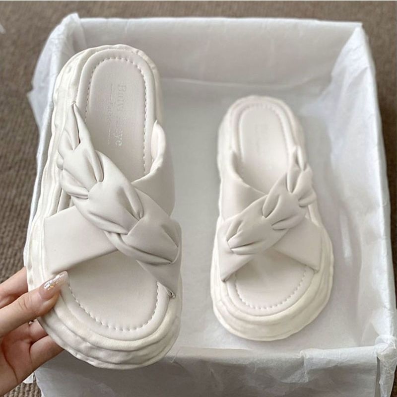 Dép Sandal Đế Dày Chống Trượt Phong Cách Mới Thời Trang Mùa Hè Dành Cho Nữ