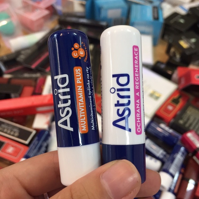 Son dưỡng mỡ hươu astrid