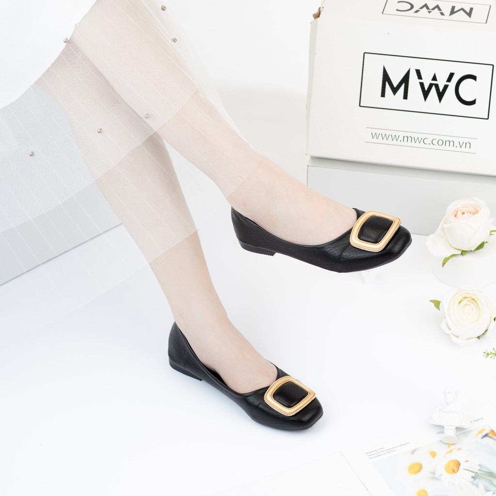 Giày 2182 MWC - Búp Bê Nữ Mũi Tròn Chất Liệu Da Cao Cấp Đính Khóa Cách Điệu Hiện Đại Nữ Tính