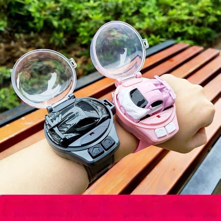 ❐□Douyin net màu đỏ đồng hồ điều khiển từ xa ô tô điện mini ô tô điện người xã hội đồ chơi trẻ em cô gái bạn trai món qu