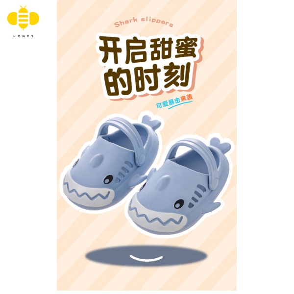 Summer new trendy children's sandals men's cute summer indoor home-to-home Toe Toe-Stepping hole shoes new baby slippers