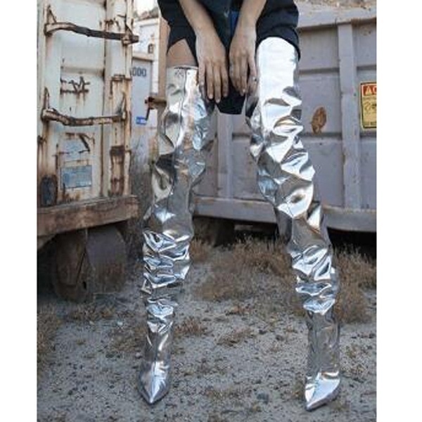 Giày bốt cổ cao qua gối màu đen/ bạc gợi cảm cho nữ