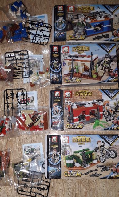Lắp ráp 1 hộp LegoPubg 70079 có trên 100 chi tiết bằng nhựa ABS