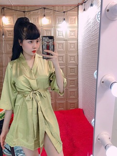 Áo choàng không ren. Chất phi lụa freesize dưới 60kg