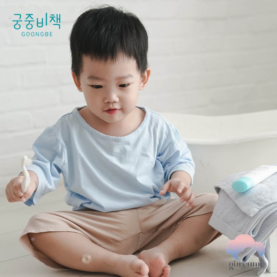 Kem đánh răng cho bé Hàn Quốc GOONGBE, nuốt được an toàn cho bé 60g(hương đào/dâu)