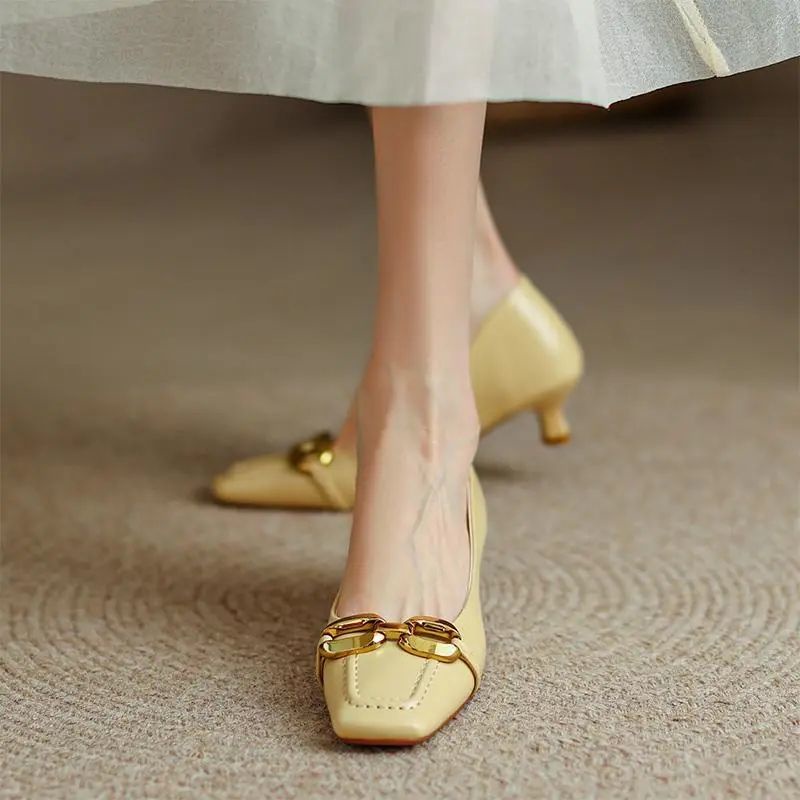 Giày Cao Gót 3cm Mũi Vuông Chất Liệu Da Mềm Phong Cách Pháp Thanh Lịch Cho Nữ