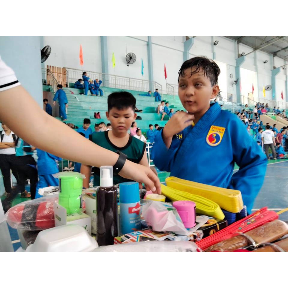 Võ Phục Vovinam Phong Trào Ailaikit Gía rẻ Võ phục cho người mới học dành cho người lớn và trẻ em