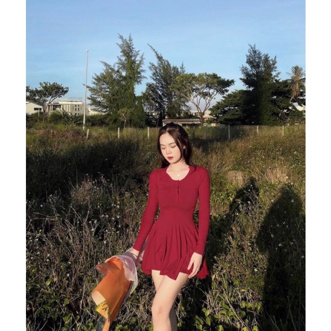 ĐẦM BODY TAY DÀI CÀI NÚT XOÈ NHẸ HAI MÀU
