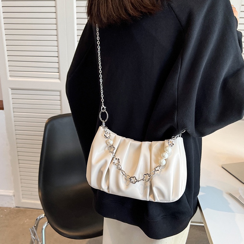 Túi Đeo Chéo Hình Đám Mây Phối Dây Xích Dễ Phối Đồ Thời Trang Hàn Quốc Cho Nữ