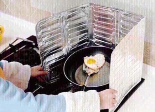 Vách Ngăn Chống Văng Dầu Mỡ