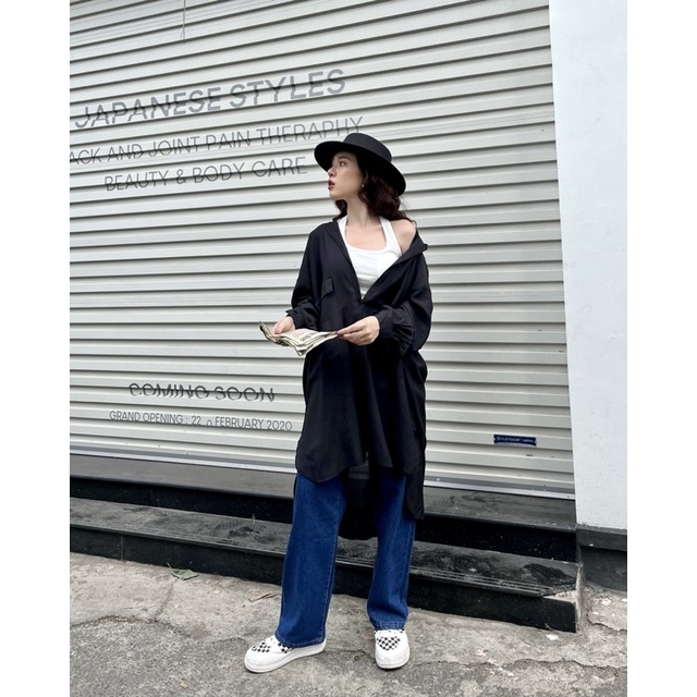 ĐẦM SƠMI NỮ LONG SHIRT DRESS form suông dài oversize thiết kế basic 2 tone màu đen trắng - làm áo khoác ngoài đi biển