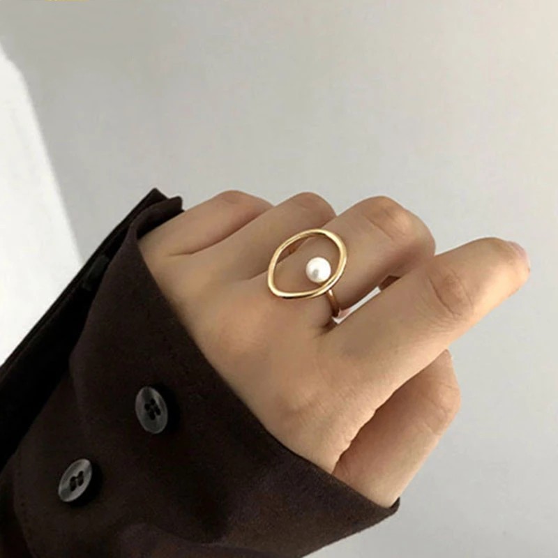 [WHOLESALE] [Women Fashion Vintage Geometric Hollow Pearl Rings] [ Elegant Ladies Smooth Fine Thin Finger Ring] [Lovely Jewelry Gifts For Girl Friends]