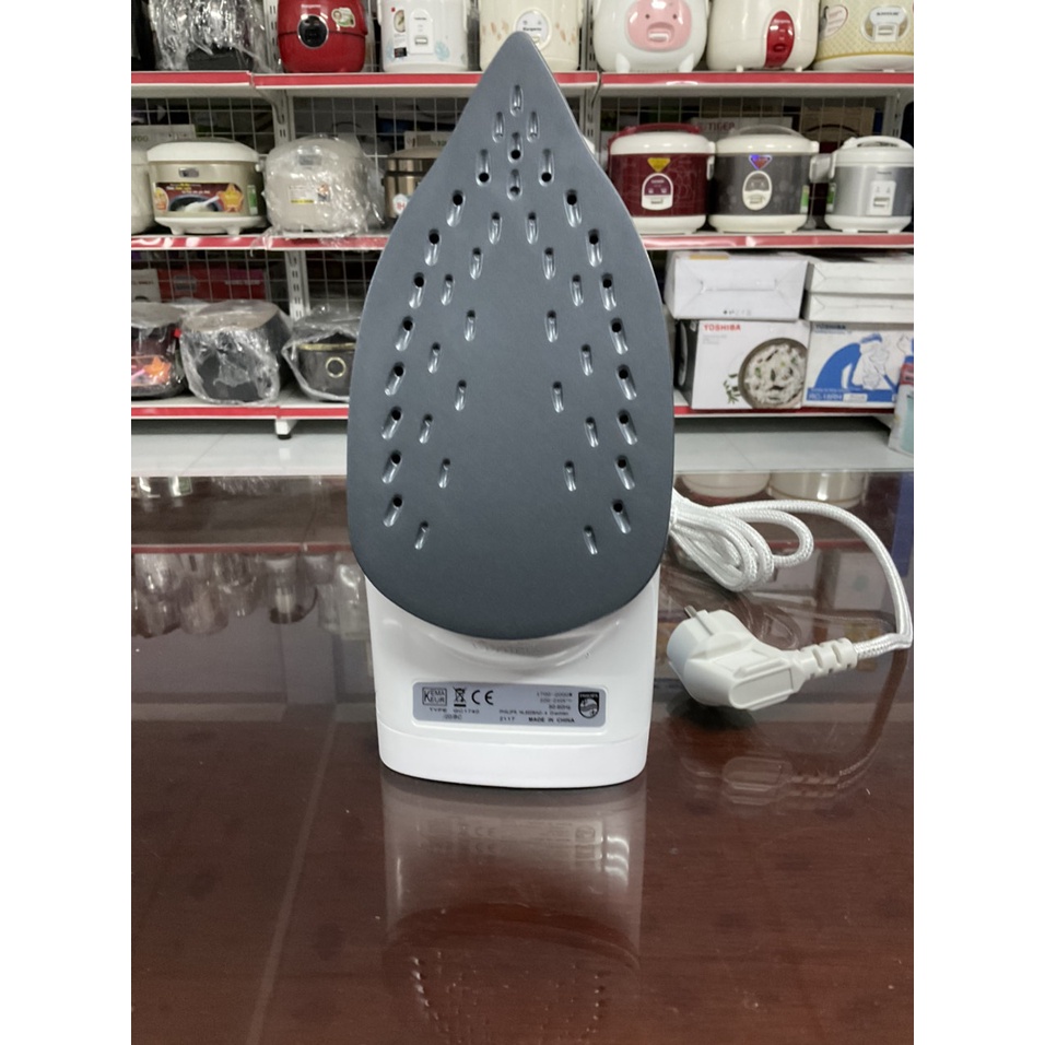 Bàn ủi hơi nước Philips GC1740 - Hàng trưng bày