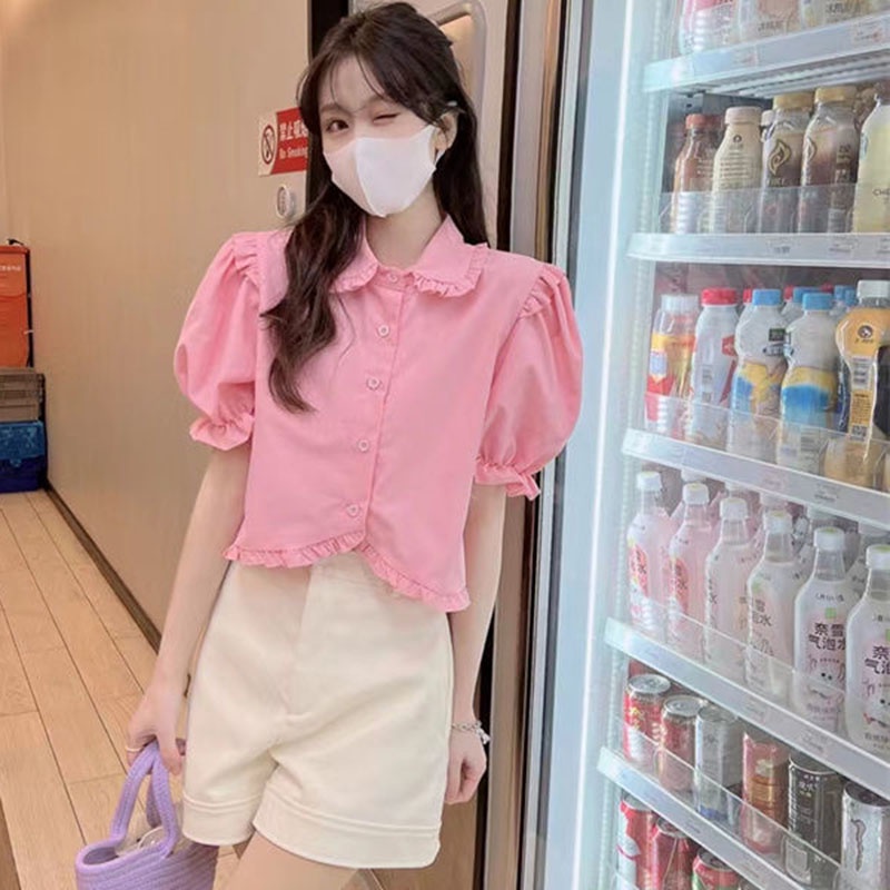 Áo IELGY tay phồng ngắn cổ búp bê phối bèo ngọt ngào cho nữ