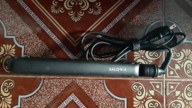 May duoi toc noi dia nhat salonia