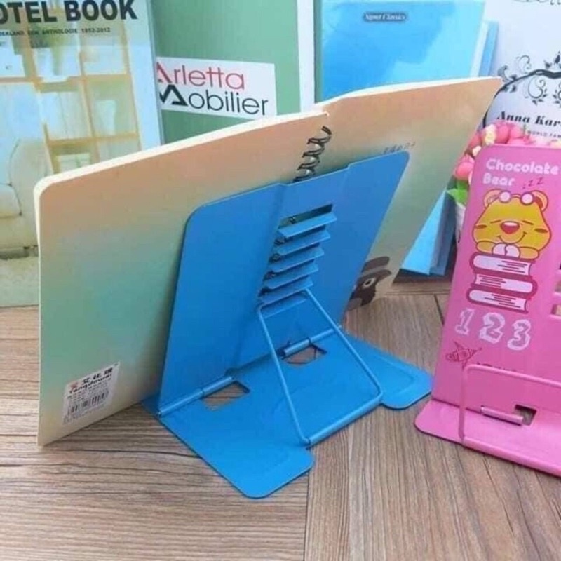 Kẹp sách chống cận màu bé trai và bé gái