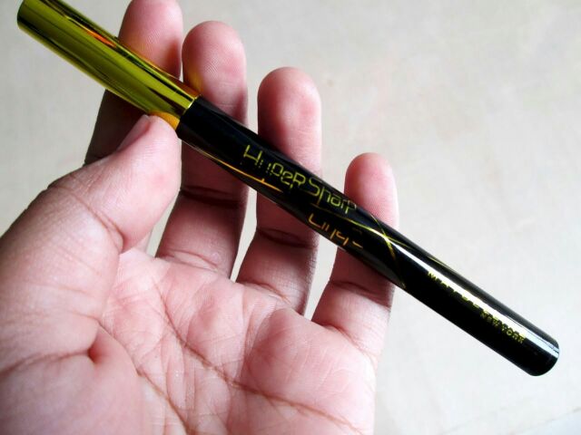 Kẻ mắt nước Maybelline Hypersharp Power Black Liquid Liner