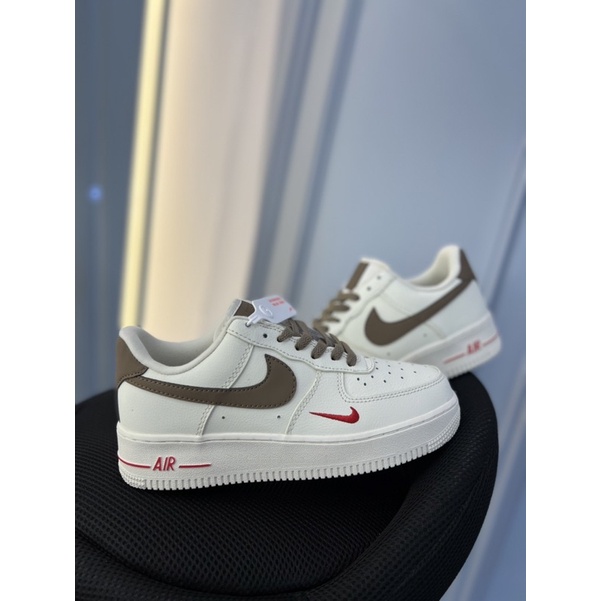 A1 nâu kem si.êu cấp trung full box