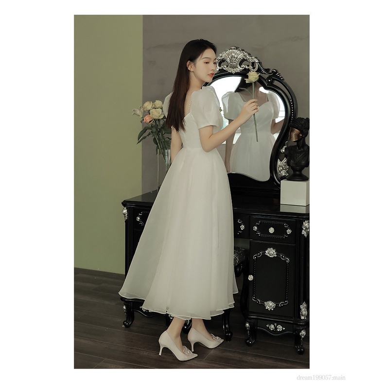 Đầm cô dâu màu trắng thiết kế đơn giản phong cách Pháp thời trang sang trọng