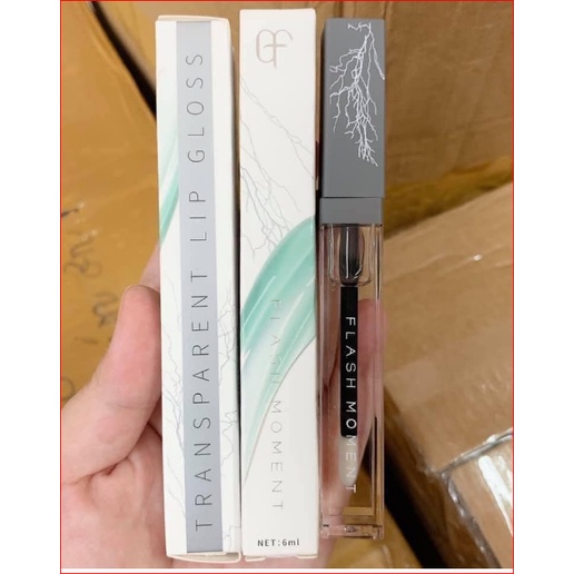 Son Bóng Dưỡng Mềm Và Căng Mọng Môi Flash Moment